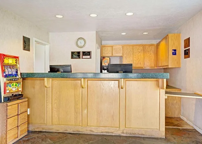 Howard Johnson By Wyndham South Lake Tahoe