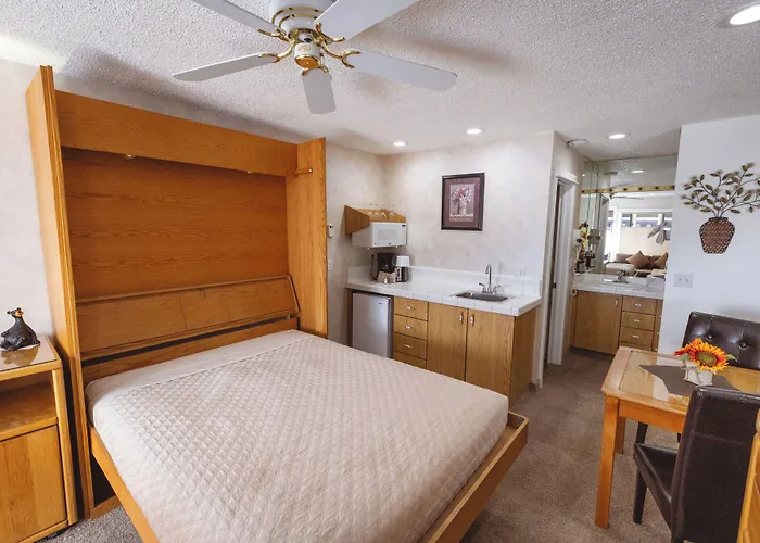 Stardust Lodge